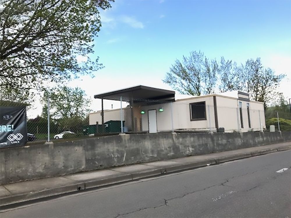 Retail/Bank Lease Opportunity: 1015 N Springbrook Rd, Newberg, OR 97132